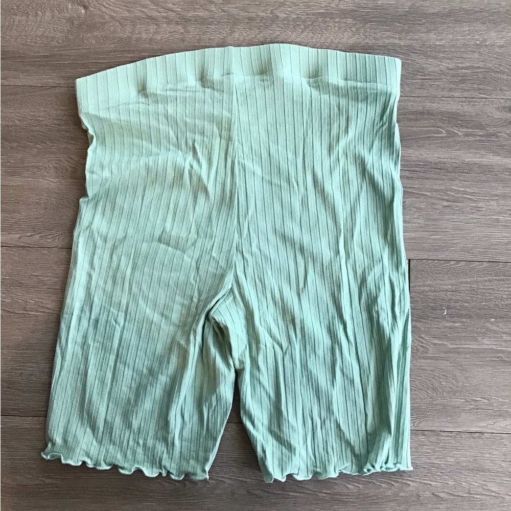 NEW Tropic of C Adagio Shorts